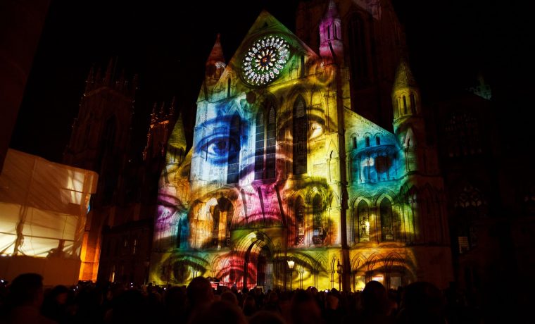 Video Mapping Projection York  - PublicDomainPictures / Pixabay